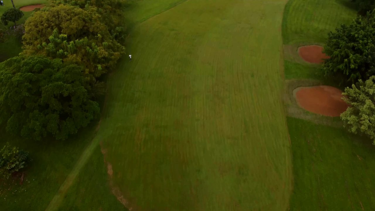 Fairway et bunkers latéraux